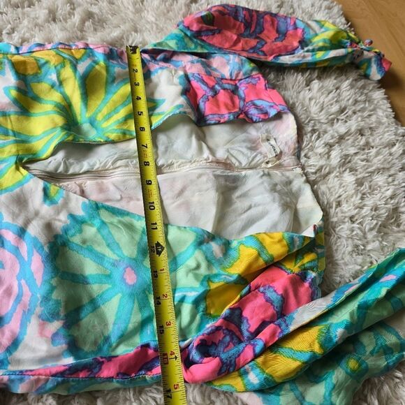 BH WRAGGE Vibrant Floral Long Sleeve Dress  Deep V Neck Size Medium Retro - Picture 11 of 15